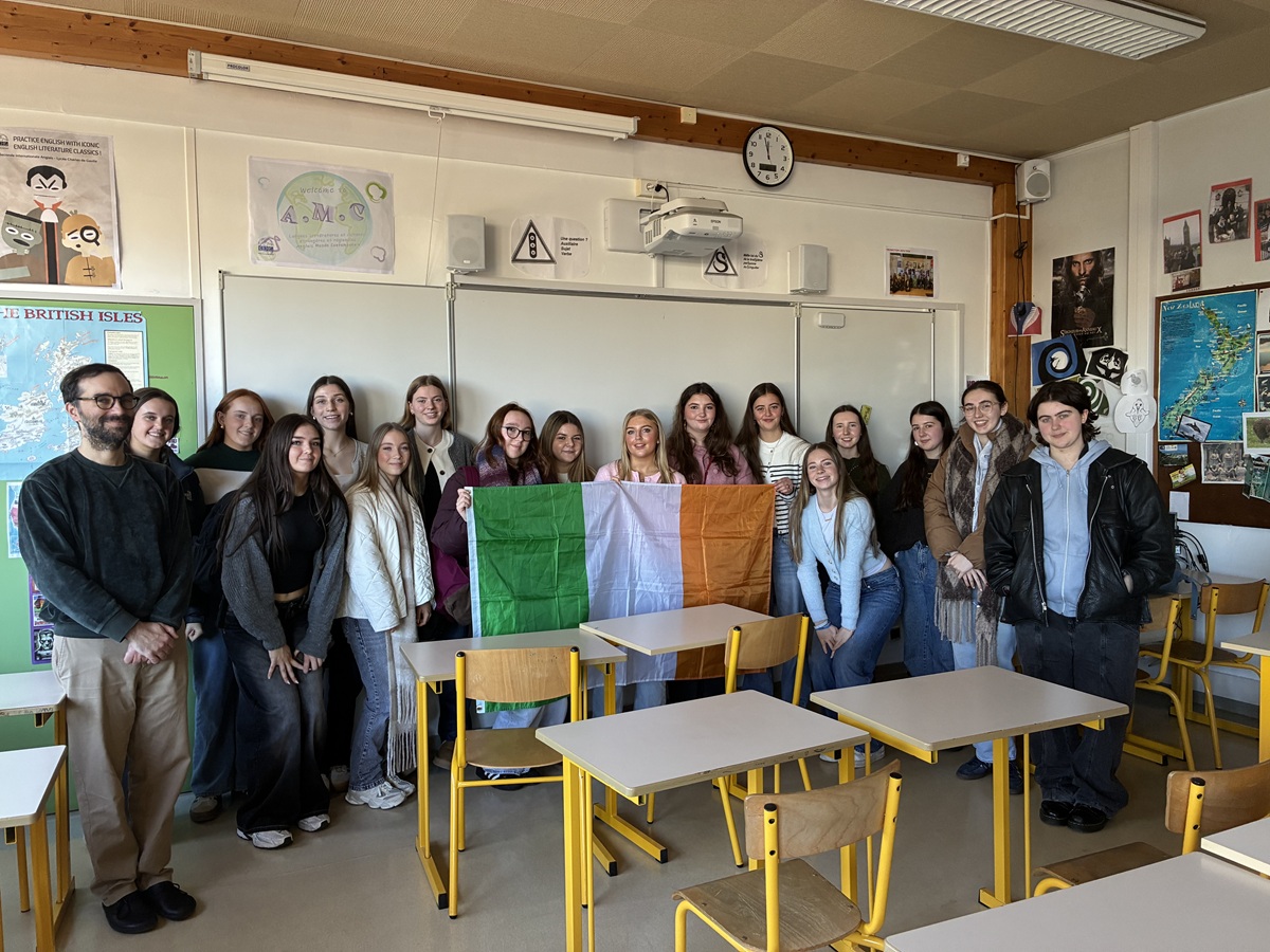 Students with their French partners